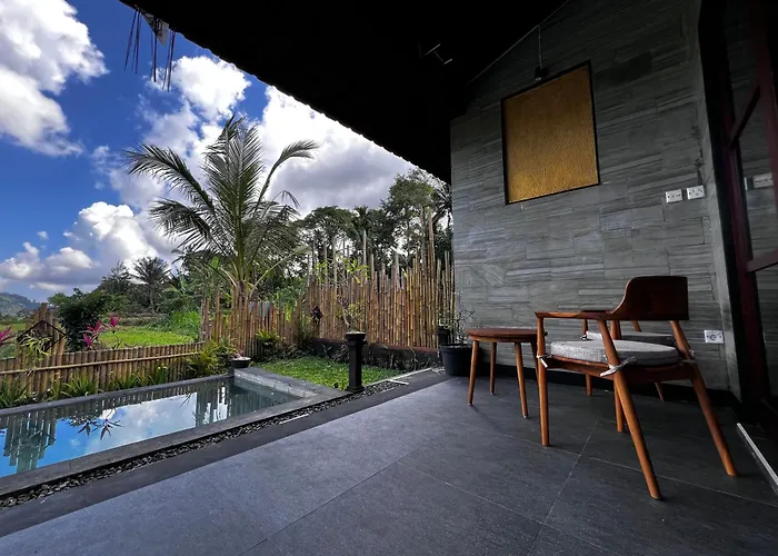 Ume Dukuh Lodge